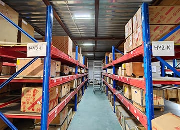Sinotruk Howo Man Mc07 Main Shaft Upper And Lower Bearing 082v01113-0129 082v01113-0130 Main Bearing