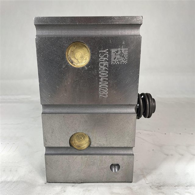 Weichai WP10 Cylinder Head 61560040040
